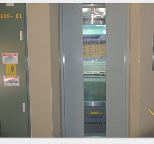 amplio ascensor amplio ascensor